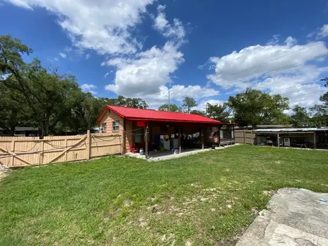 1200 W Beresford Avenue Deland FL 32720