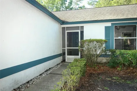 702 Pond Pine Court Orlando FL 32825