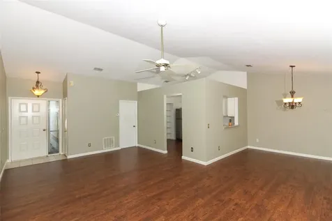 702 Pond Pine Court Orlando FL 32825