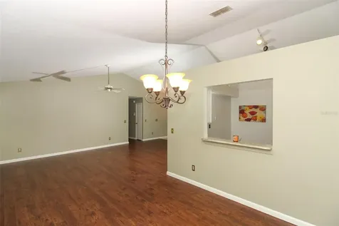 702 Pond Pine Court Orlando FL 32825