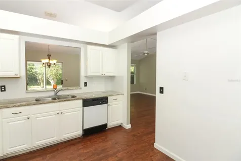 702 Pond Pine Court Orlando FL 32825