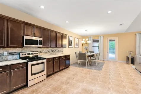 3242 Cavalier Avenue Orlando FL 32833