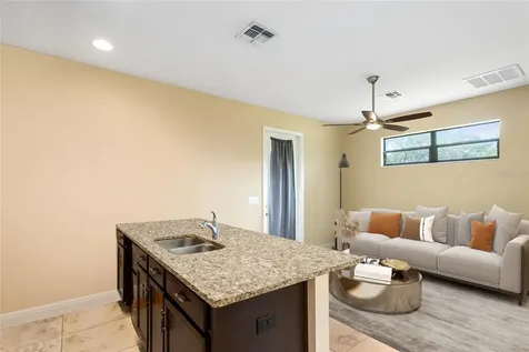 3242 Cavalier Avenue Orlando FL 32833