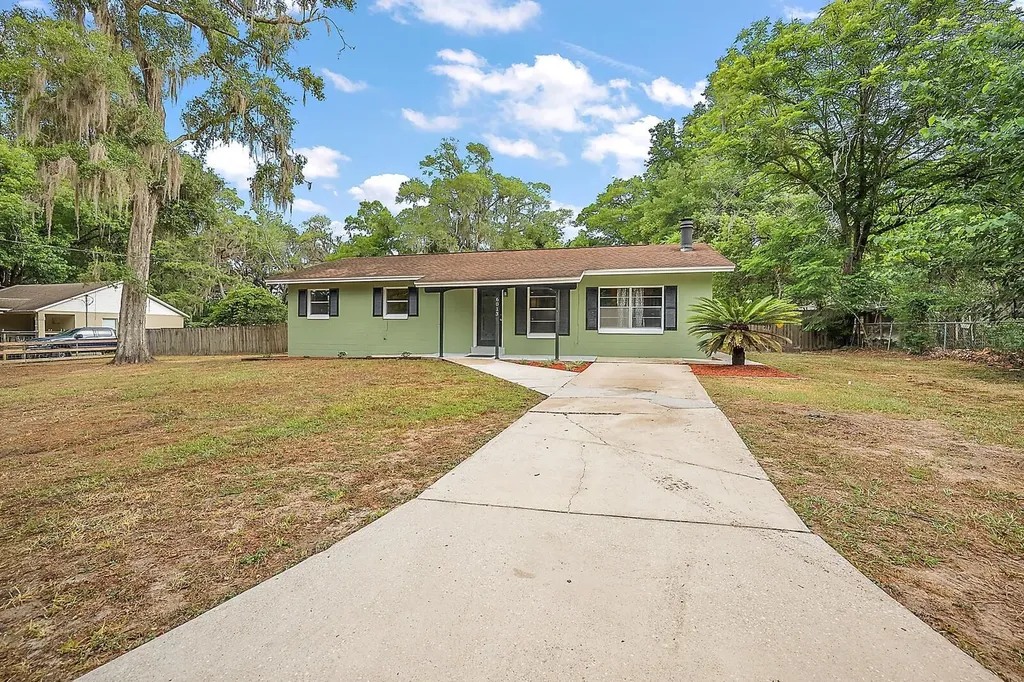 6013 SE 118th Place Belleview FL 34420