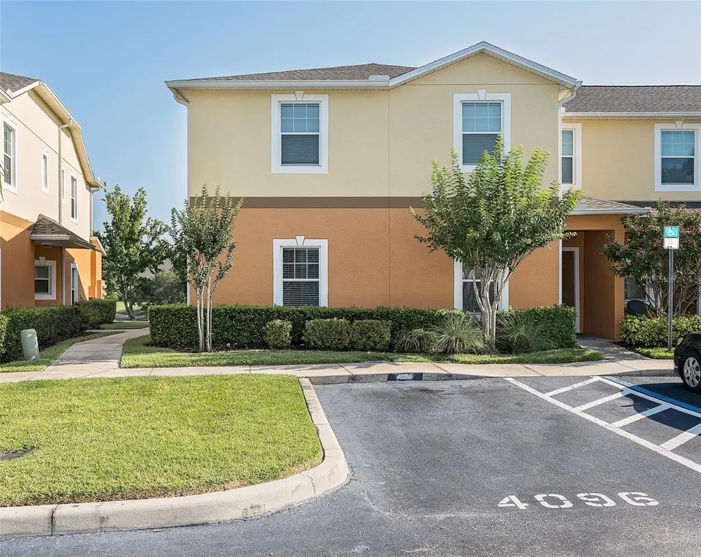 4096 Winding Vine Drive Lakeland FL 33812