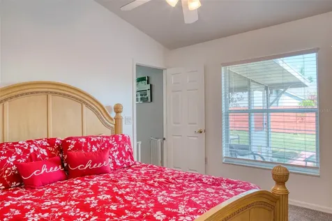 4207 Red Bird Avenue Saint Cloud FL 34772