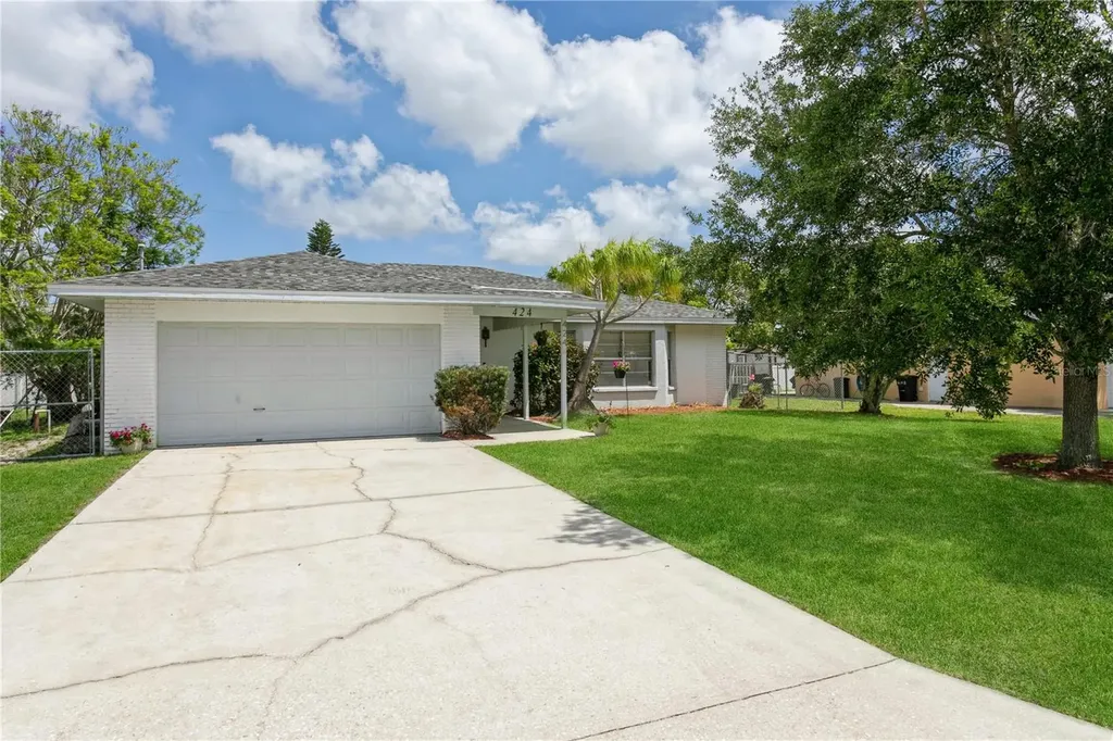 424 48th Street Court W Palmetto FL 34221
