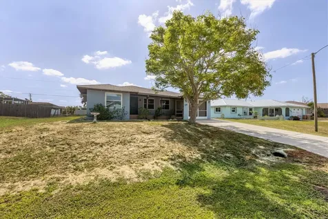 7186 Mamouth Street Englewood FL 34224