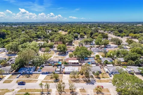 5272 68th Street N St Petersburg FL 33709