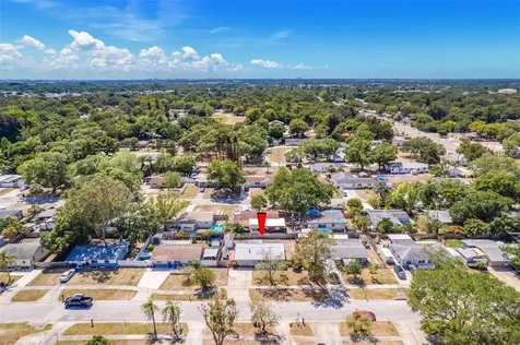 5272 68th Street N St Petersburg FL 33709
