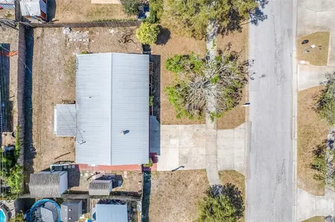 5272 68th Street N St Petersburg FL 33709
