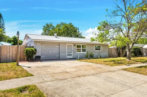 5272 68th Street N St Petersburg FL 33709