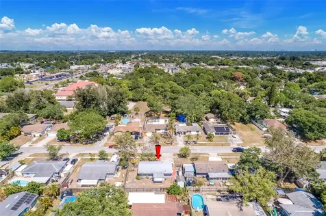 5272 68th Street N St Petersburg FL 33709