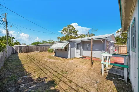 5272 68th Street N St Petersburg FL 33709