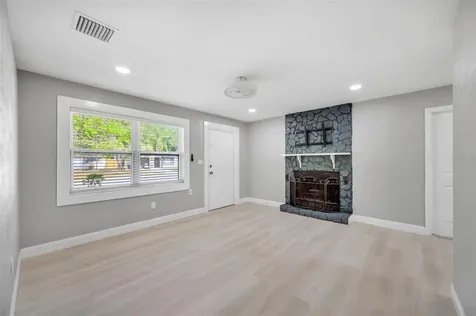 5272 68th Street N St Petersburg FL 33709