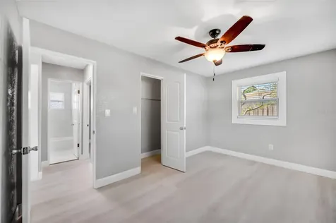 5272 68th Street N St Petersburg FL 33709