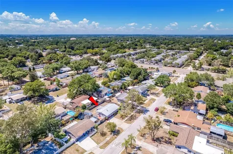 5272 68th Street N St Petersburg FL 33709