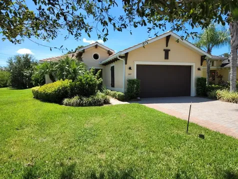 5065 Lake Overlook Avenue Bradenton FL 34208