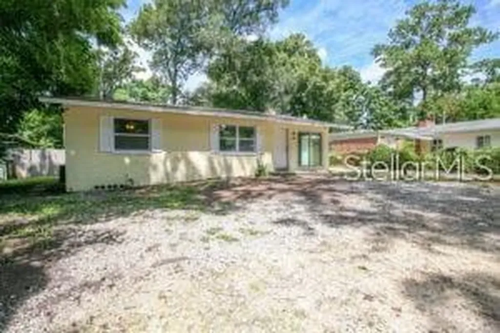204 NW 21st Terrace Gainesville FL 32603