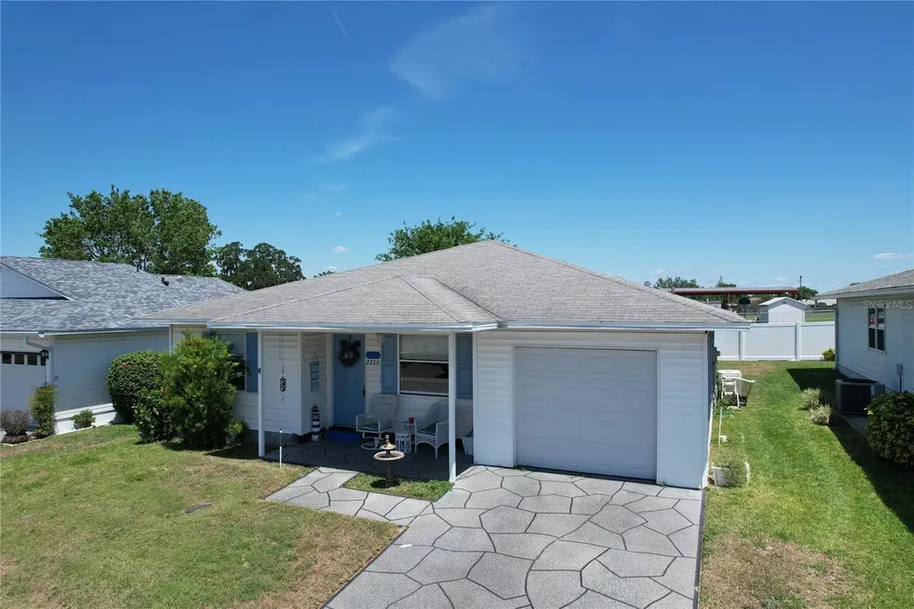 2239 Golden Horseshoe Circle N Lakeland FL 33810
