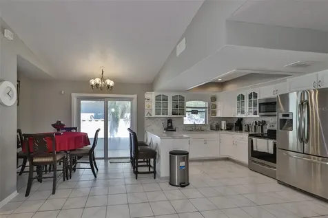 7402 S West Shore Boulevard Tampa FL 33616