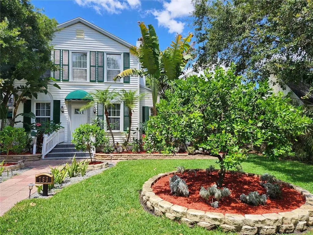 763 16th Avenue N St Petersburg FL 33704