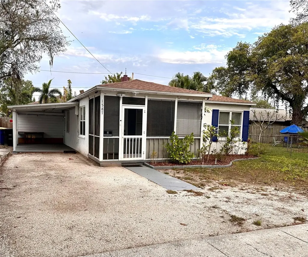 1587 S Madison Avenue Clearwater FL 33756