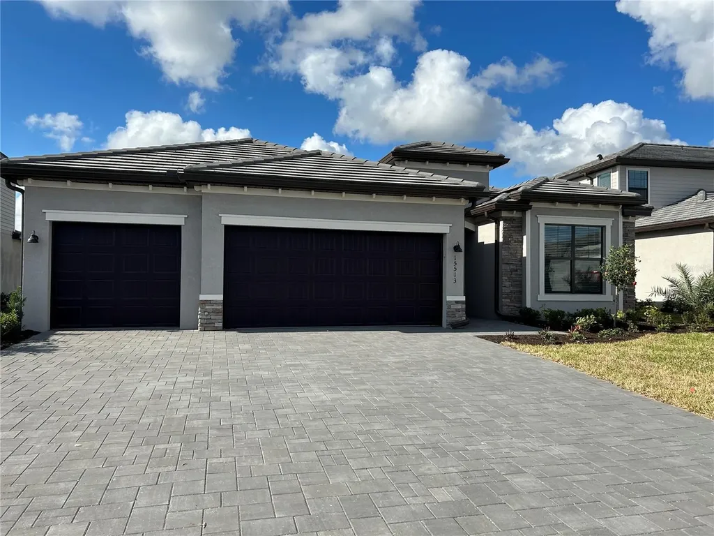 15513 White Linen Drive Lakewood Ranch FL 34211