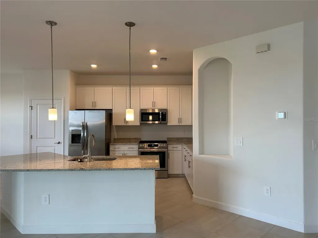 15513 White Linen Drive Lakewood Ranch FL 34211