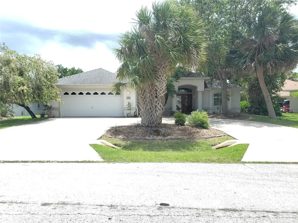 4 Crazy Horse Court Palm Coast FL 32137