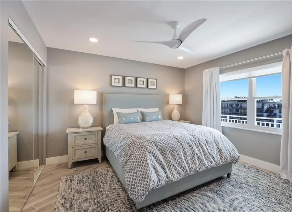 2110 Benjamin Franklin Drive Sarasota FL 34236