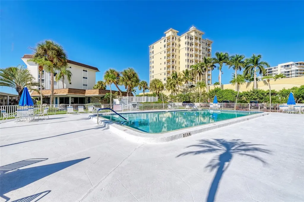 2110 Benjamin Franklin Drive Sarasota FL 34236