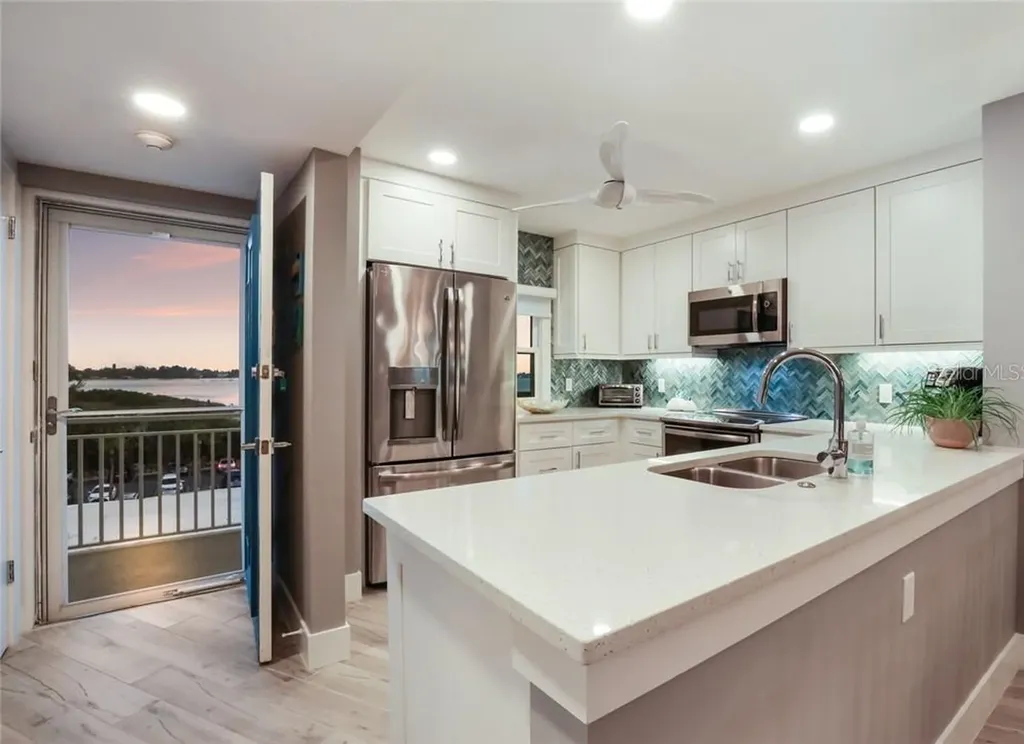 2110 Benjamin Franklin Drive Sarasota FL 34236