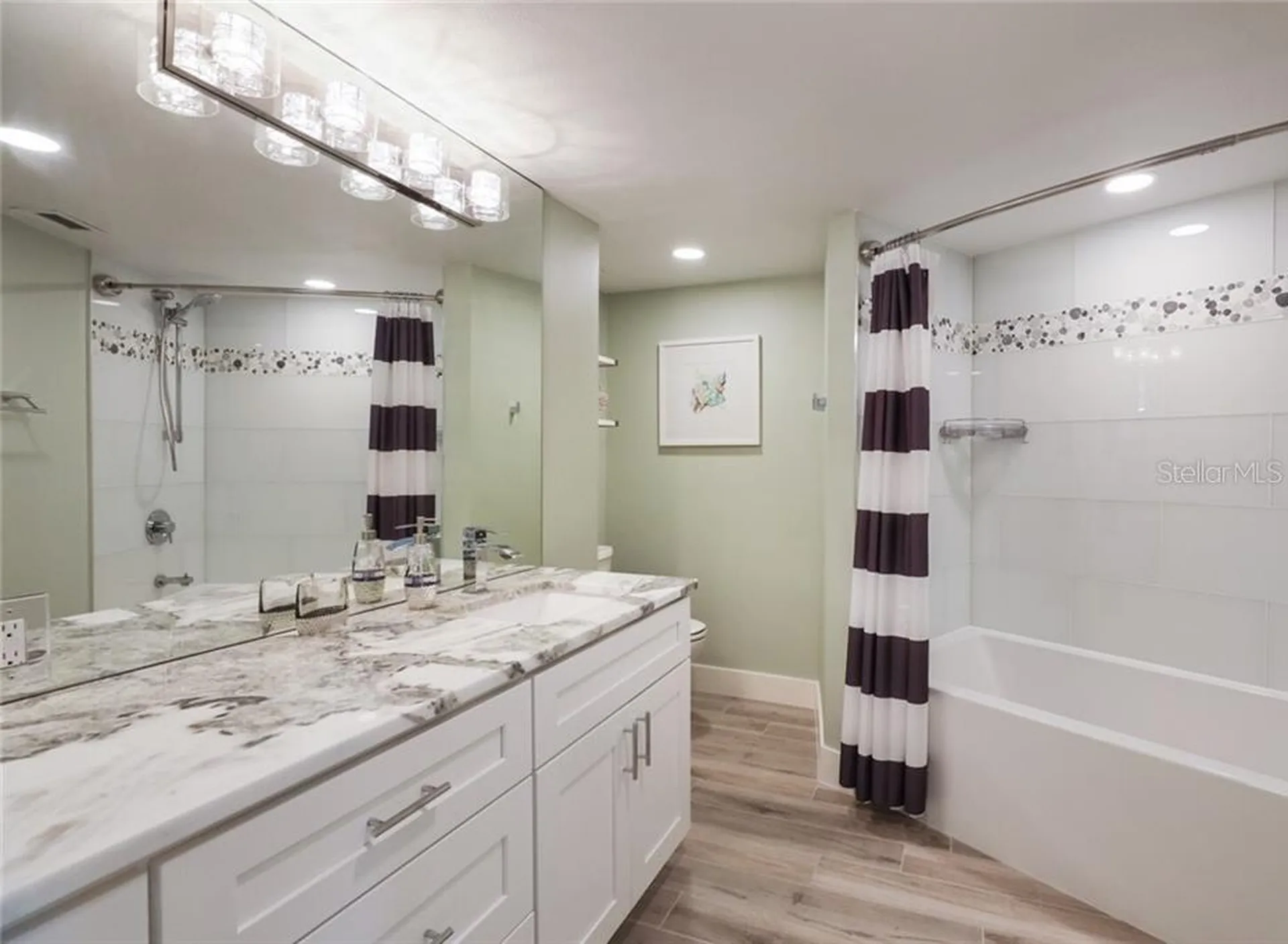 2110 Benjamin Franklin Drive Sarasota FL 34236