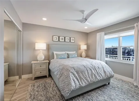 2110 Benjamin Franklin Drive Sarasota FL 34236