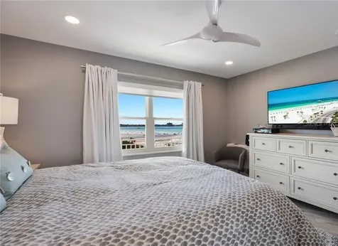 2110 Benjamin Franklin Drive Sarasota FL 34236