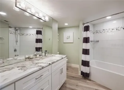 2110 Benjamin Franklin Drive Sarasota FL 34236
