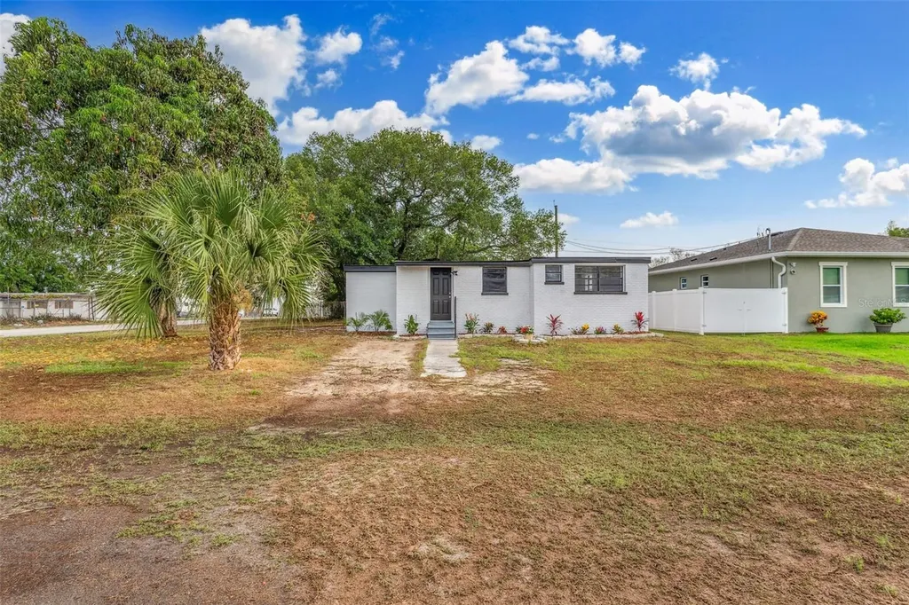 6802 E North Bay Street Tampa FL 33610