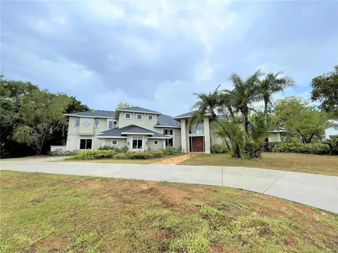6706 Oakmont Way Bradenton FL 34202