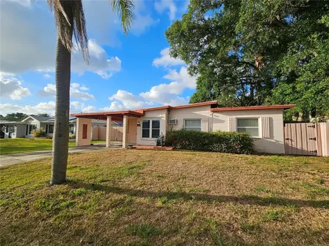 6839 Park Street S South Pasadena FL 33707