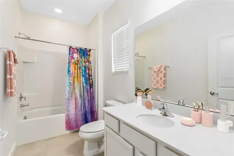 4573 Cabello Loop Kissimmee FL 34746