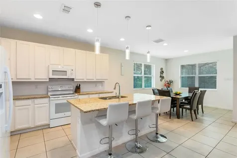 4573 Cabello Loop Kissimmee FL 34746