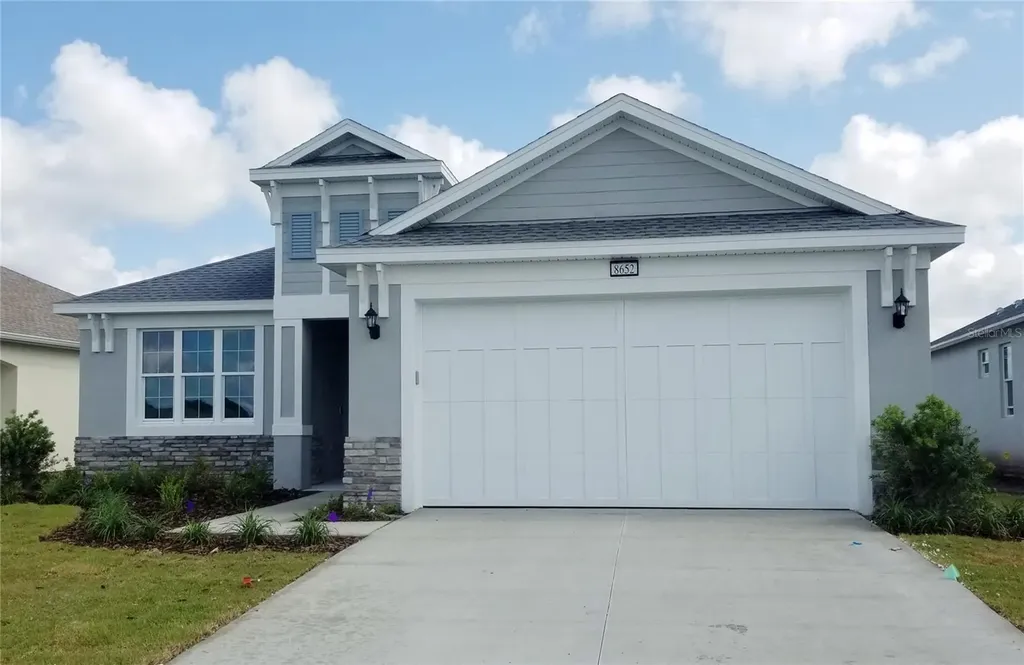 8652 Bridgeport Bay Circle Mount Dora FL 32757