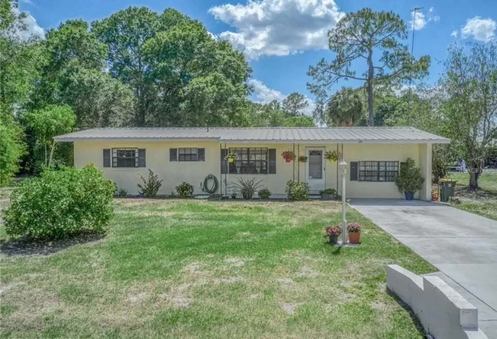 618 Mandarin Street Lake Placid FL 33852