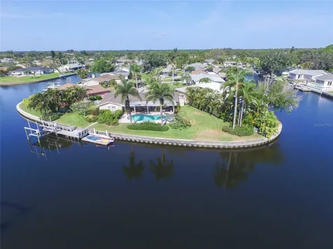 1496 51st Avenue NE St Petersburg FL 33703