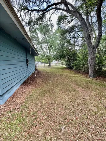 7696 NW 167th Place Trenton FL 32693