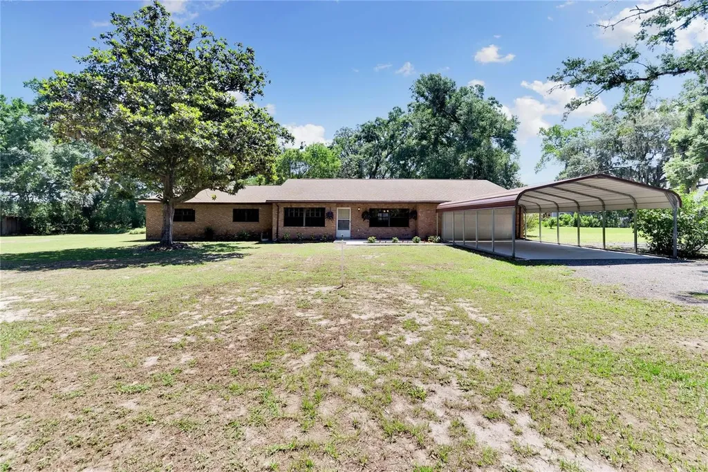 4504 Joe Sanchez Road Plant City FL 33565