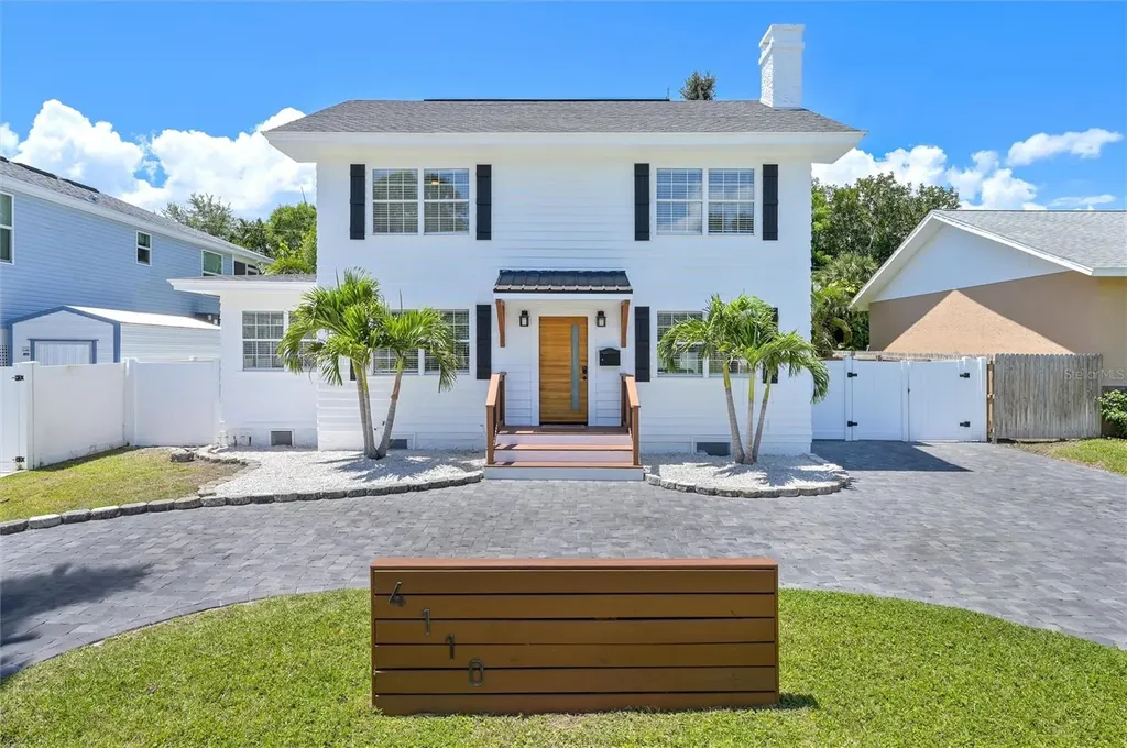 4110 Helena Street NE St Petersburg FL 33703