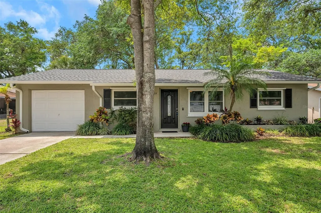 5564 73rd Street N St Petersburg FL 33709