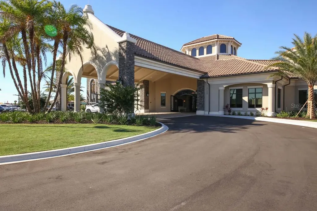 5831 Wake Forest Run Bradenton FL 34211
